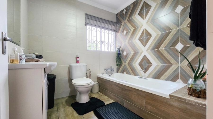 4 Bedroom Property for Sale in Vaalpark Free State